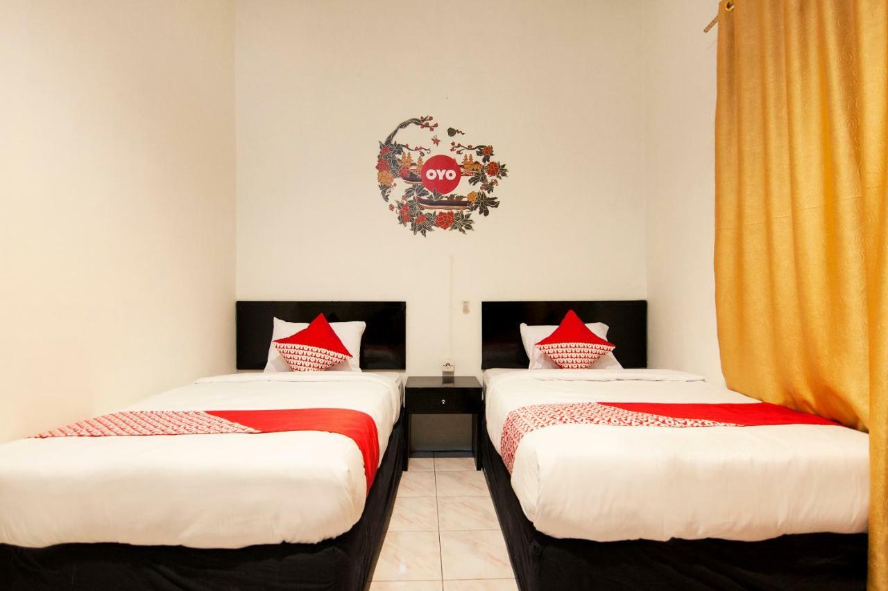 Oyo 529 Hotel Paninda Medan Ngoại thất bức ảnh