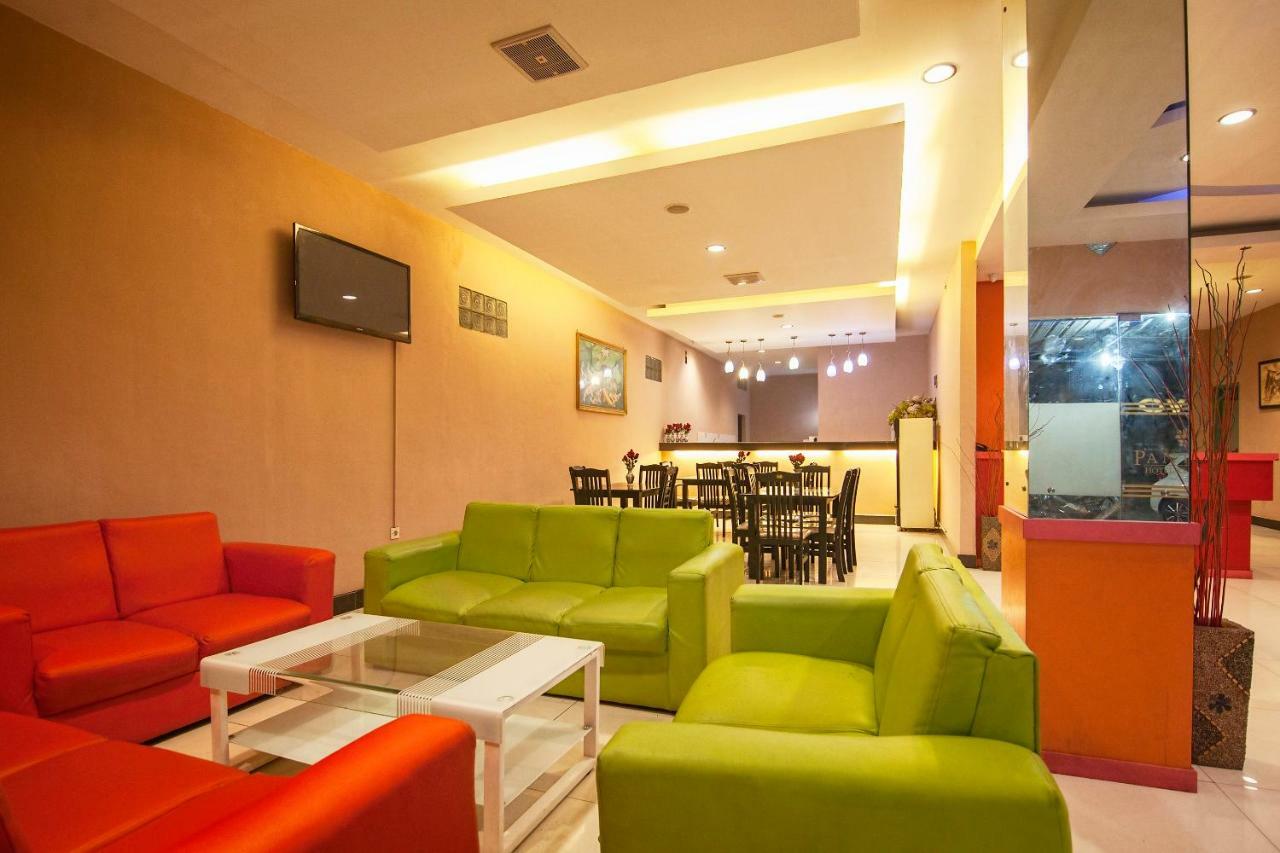 Oyo 529 Hotel Paninda Medan Ngoại thất bức ảnh