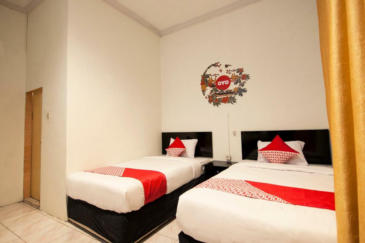 Oyo 529 Hotel Paninda Medan Ngoại thất bức ảnh