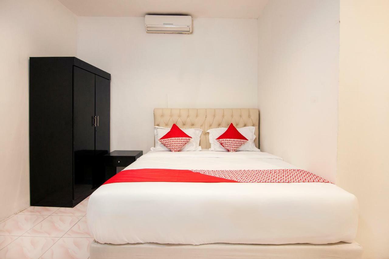 Oyo 529 Hotel Paninda Medan Ngoại thất bức ảnh